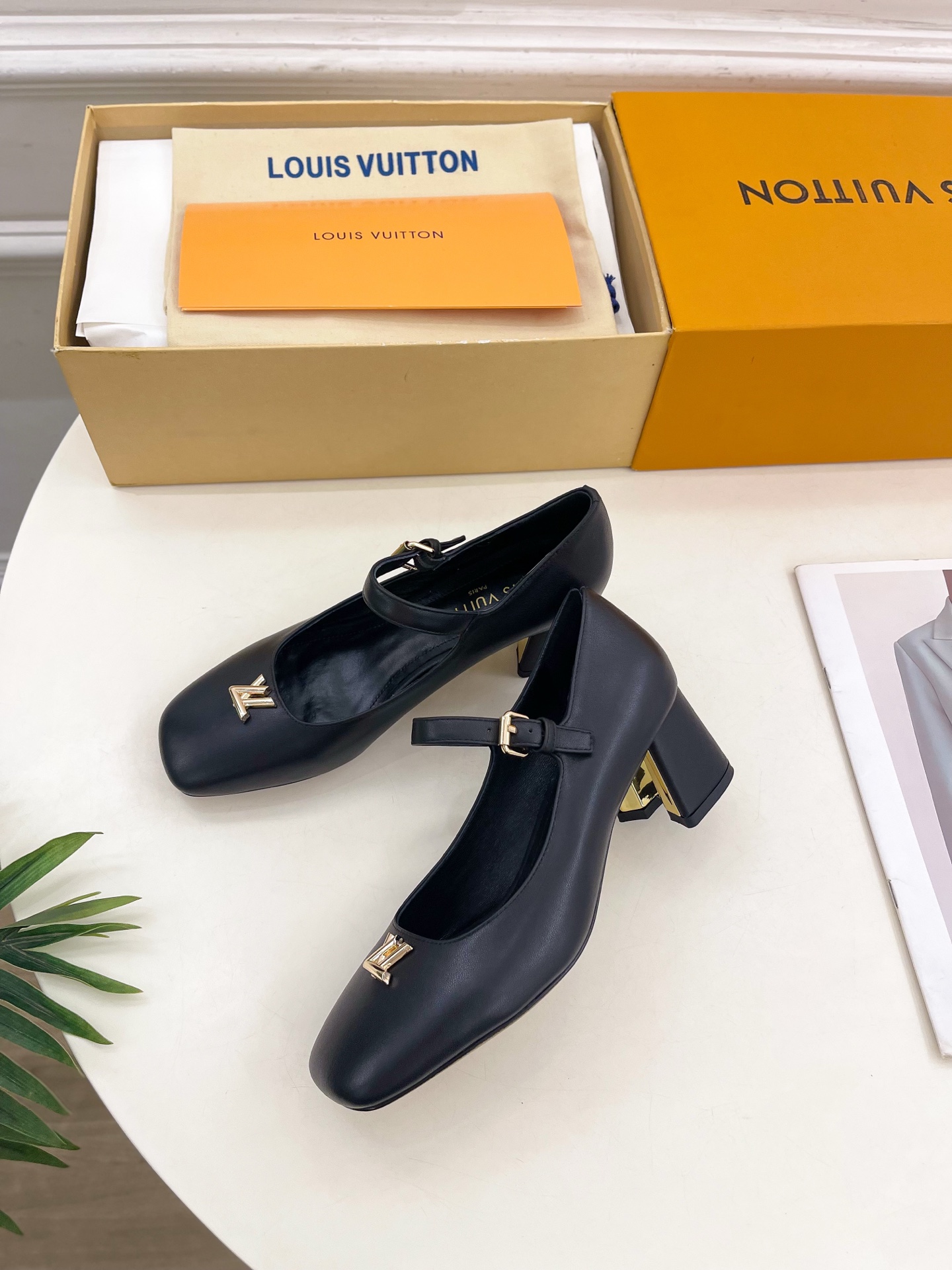Women's high heels